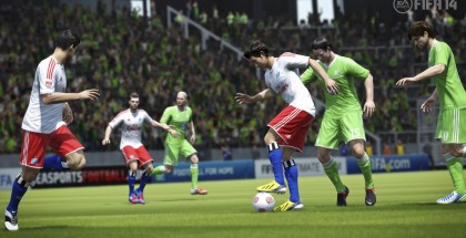 FIFA14_DE_protect_the_ball_1