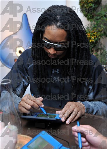 Nintendo Hold Celebrity Dragon Quest Sneak Peak