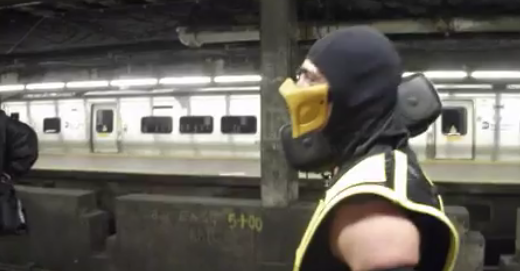Mortal Kombat flash mob