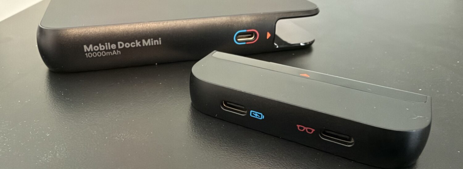 VITURE Mobile Dock Mini with adapter detached